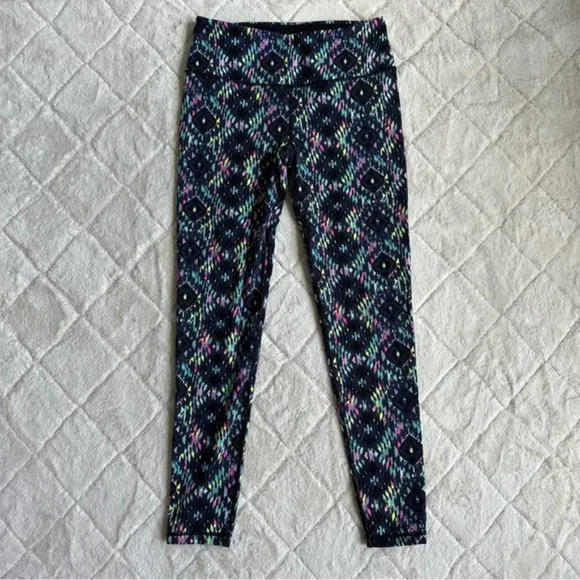 Victoria's Secret VSX SPORT | "Mayan Temple" Knockout Leggings | Size Medium - Picture 2 of 10